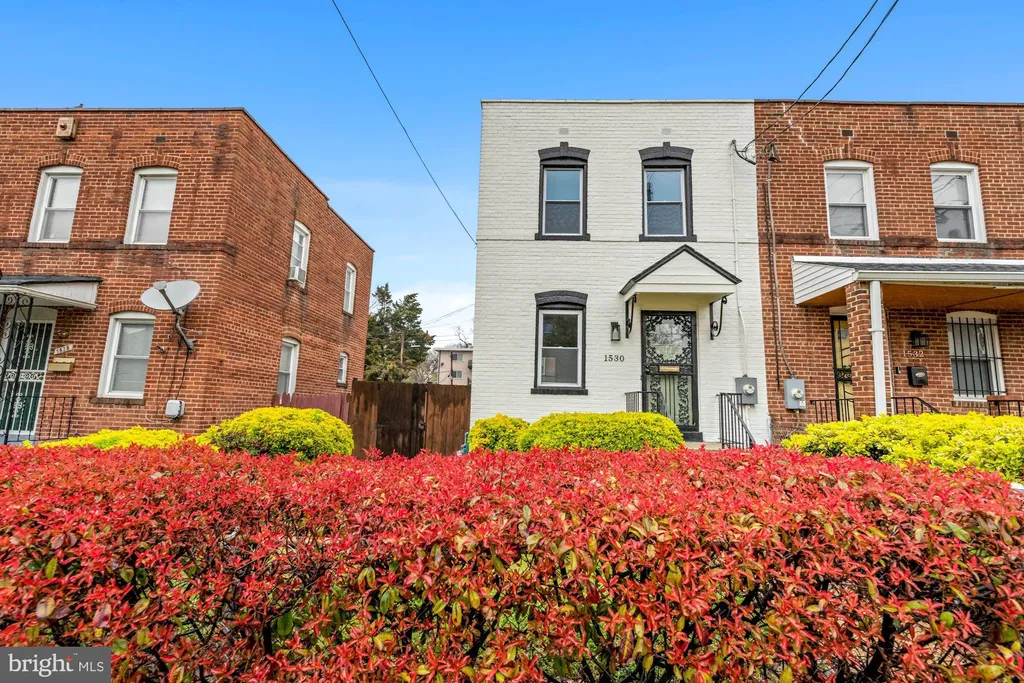 1530 Howard Road SE, Washington, DC 20020
