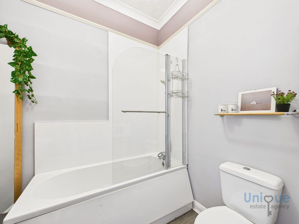 Additional image 6 of 1 bed flat for saleSwiss Court, 17 Fairhaven Road, Lytham St. Annes FY8