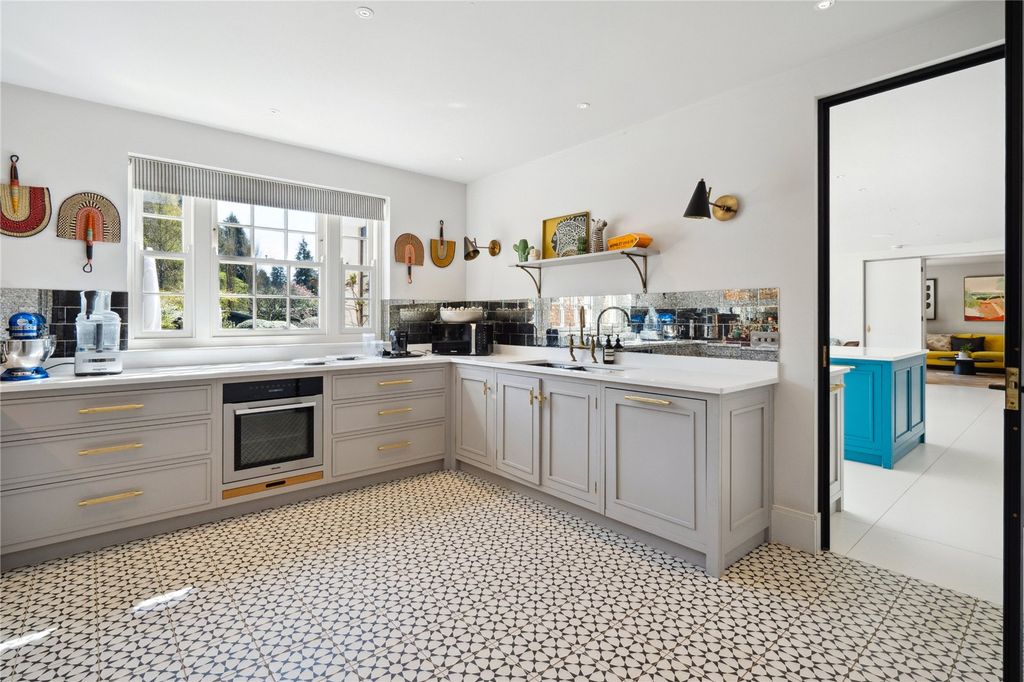 Additional image 13 of 6 bed detached house for saleCokes Lane, Chalfont St. Giles, Buckinghamshire HP8
