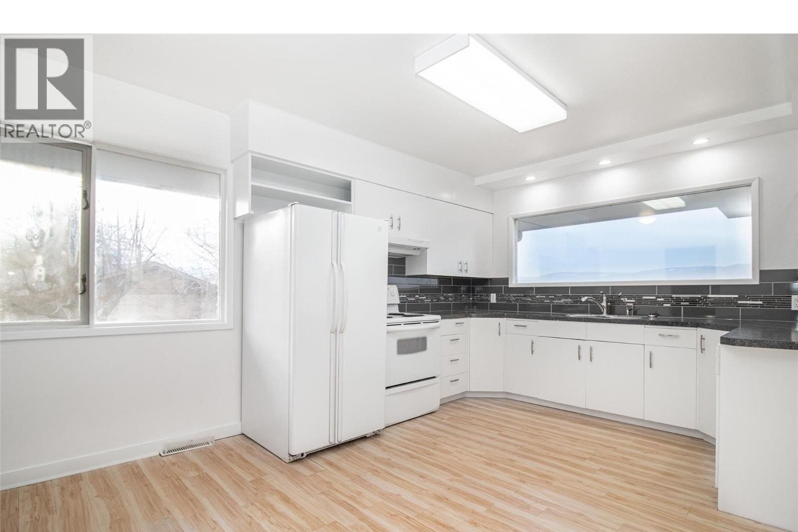 Additional image 8 of 4829 Lakeshore Road, Kelowna, BC, V1W4H6