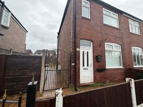 Farm Street, Failsworth, Manchester M35