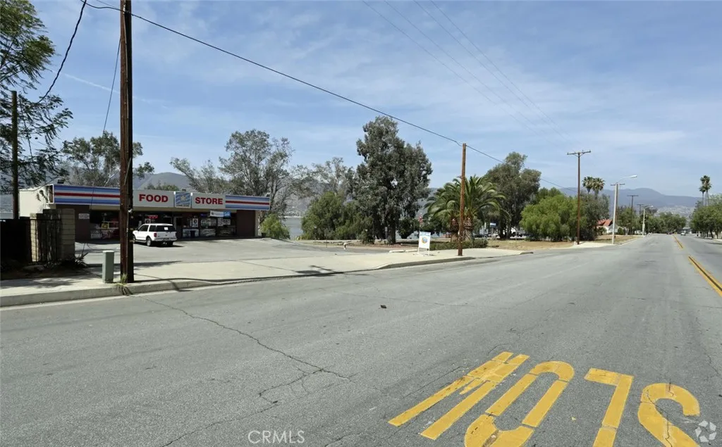 Additional image 5 of 1006 W Graham Avenue, Lake Elsinore, CA 92530