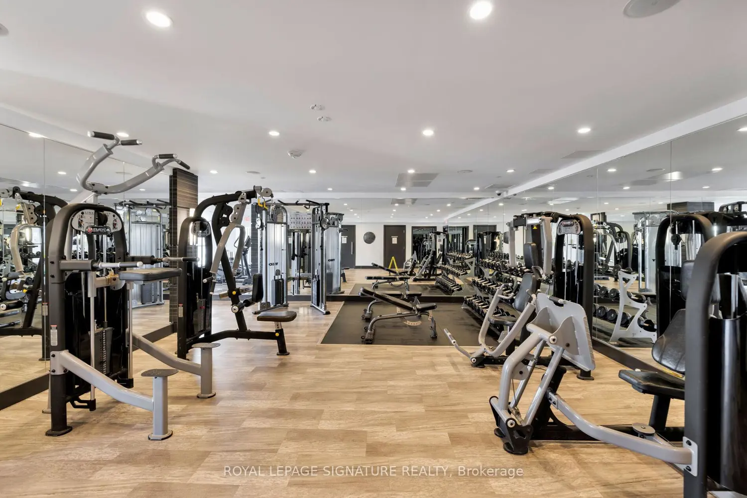 Additional image 14 of 9471 Yonge Street 332
