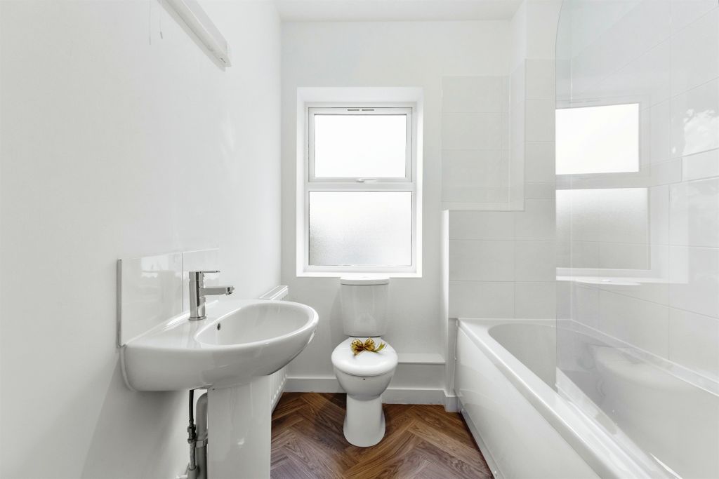 Additional image 7 of 2 bed flat for saleSt. Crispin Drive, Northampton NN5