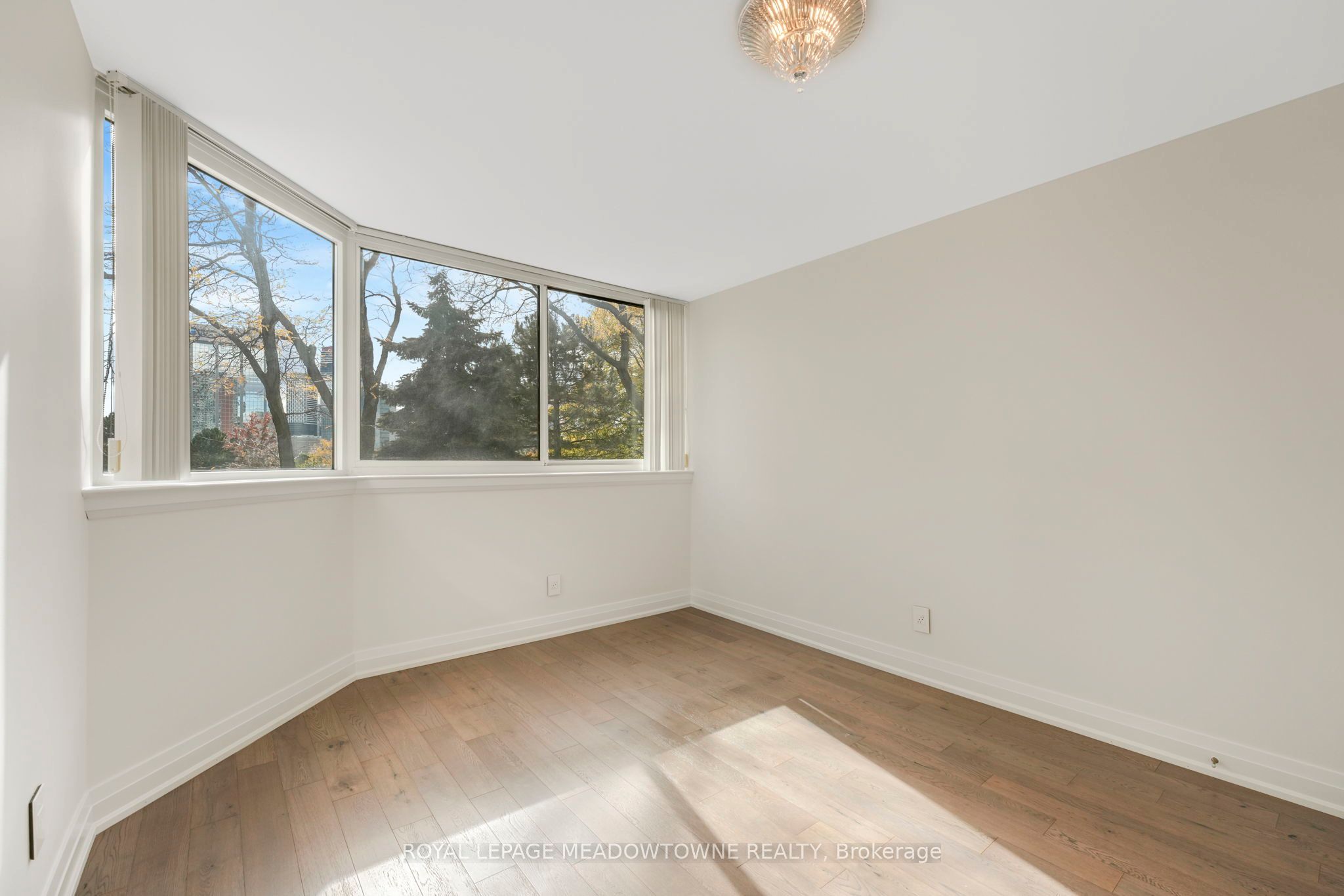 Additional image 4 of 204-4235 Sherwoodtowne Boulevard E, Mississauga, ON, L4Z 1W3