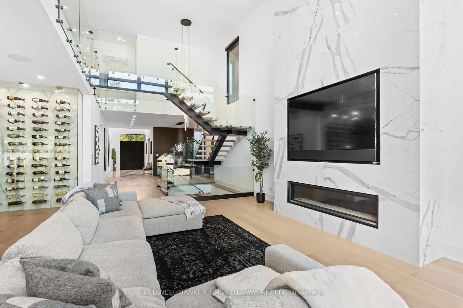 Additional image 6 of 1124 Normandy Crescent