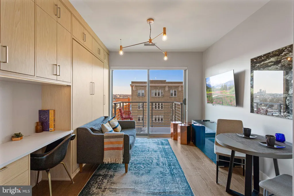 Additional image 2 of 2550 17th Street NW Unit 511, Washington, DC 20009