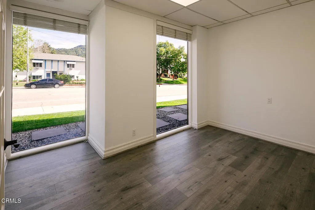 Additional image 111 of 2505 Canada Boulevard, Glendale, CA 91208