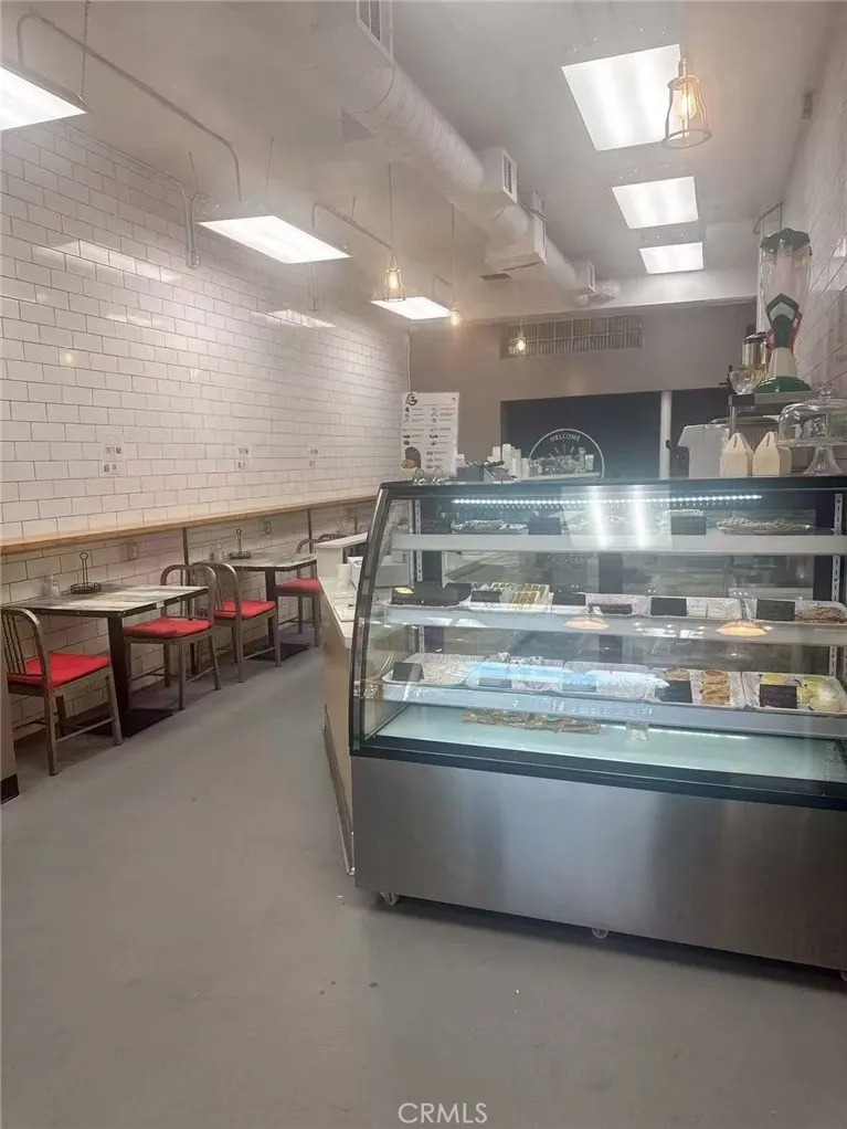 Additional image 13 of 2320 D Street, La Verne, CA 91750