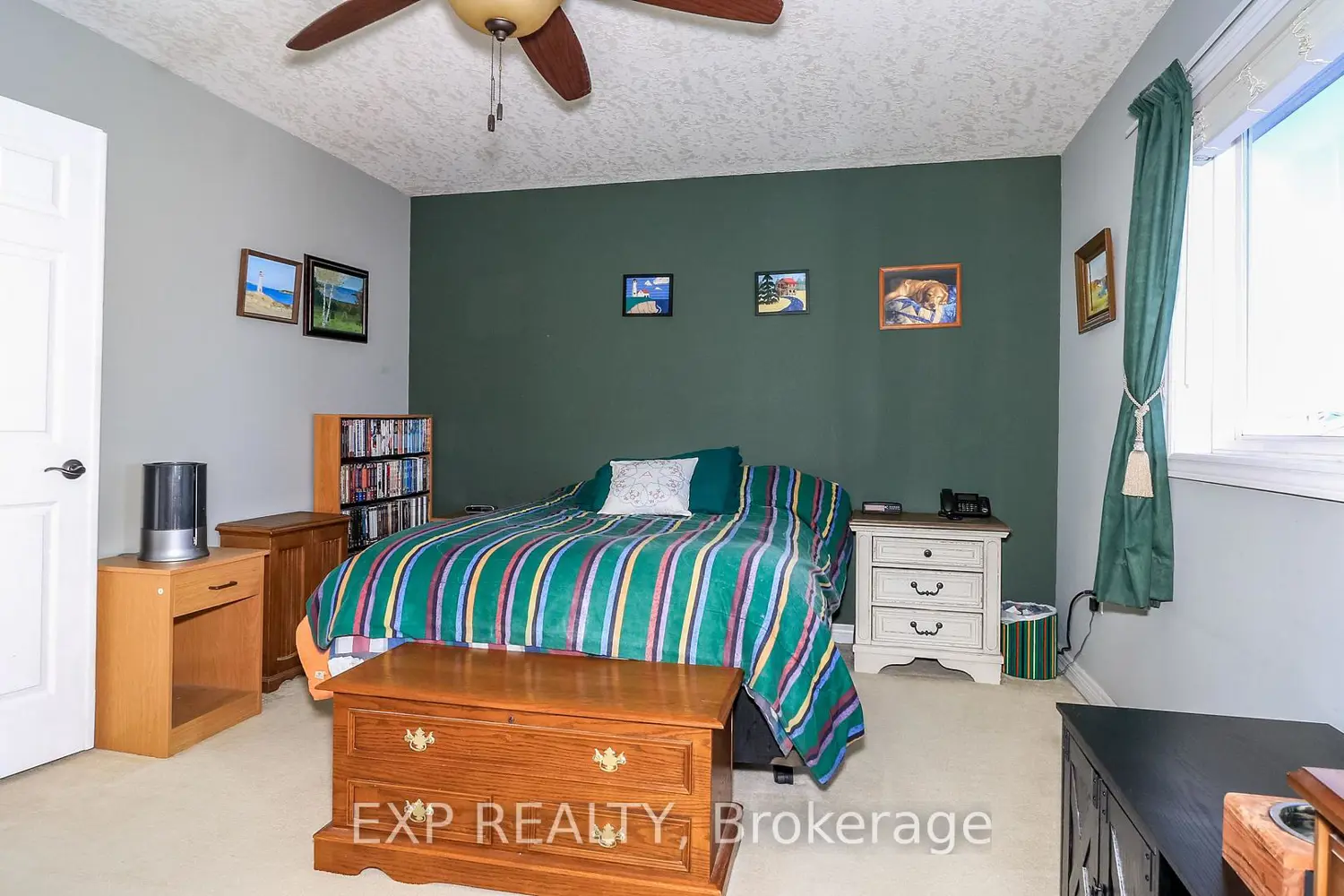 Additional image 17 of 40 Benjamin Lane