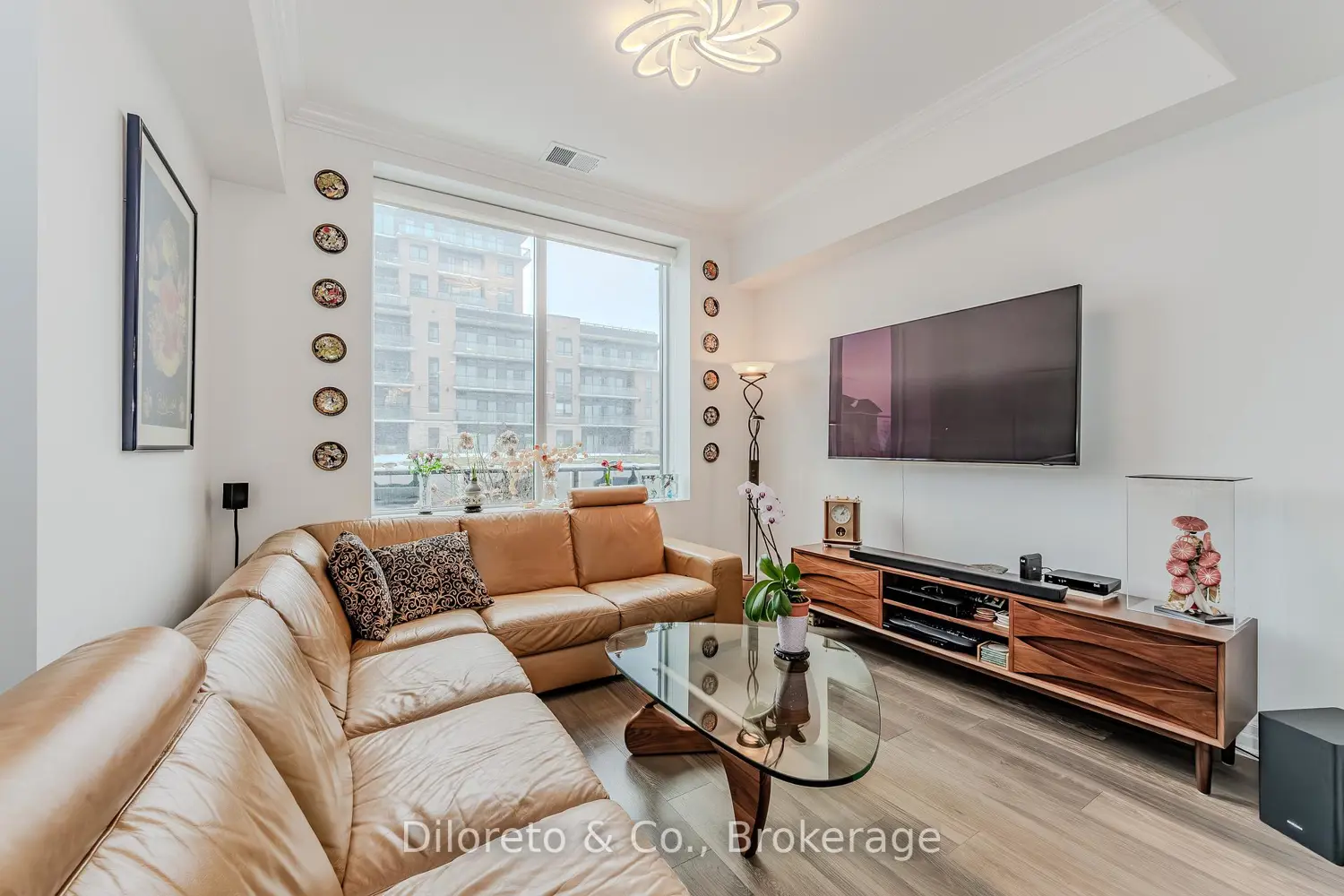 Additional image 7 of 1878 Gordon Street 105