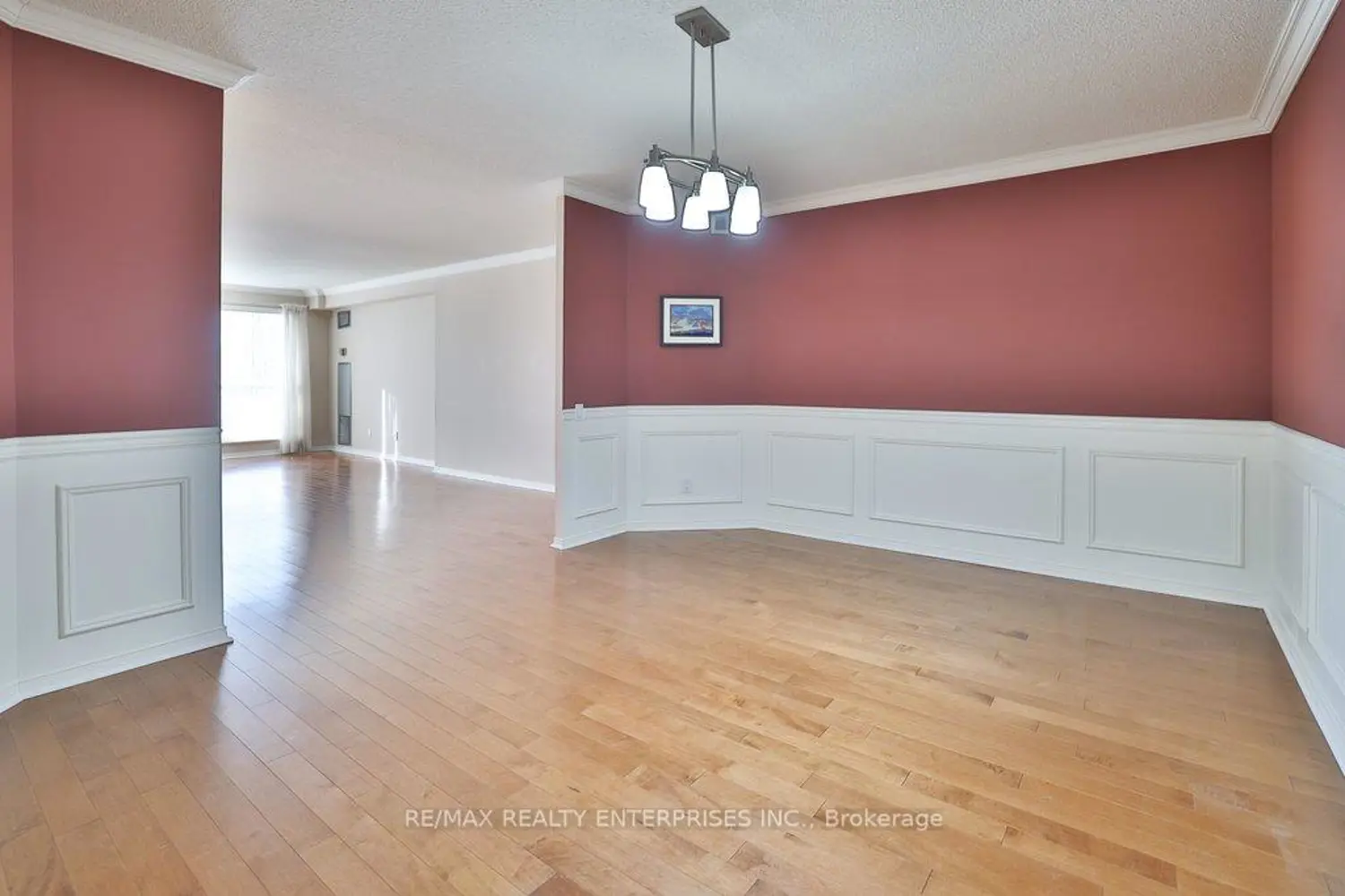 Additional image 6 of 1800 The Collegeway 211