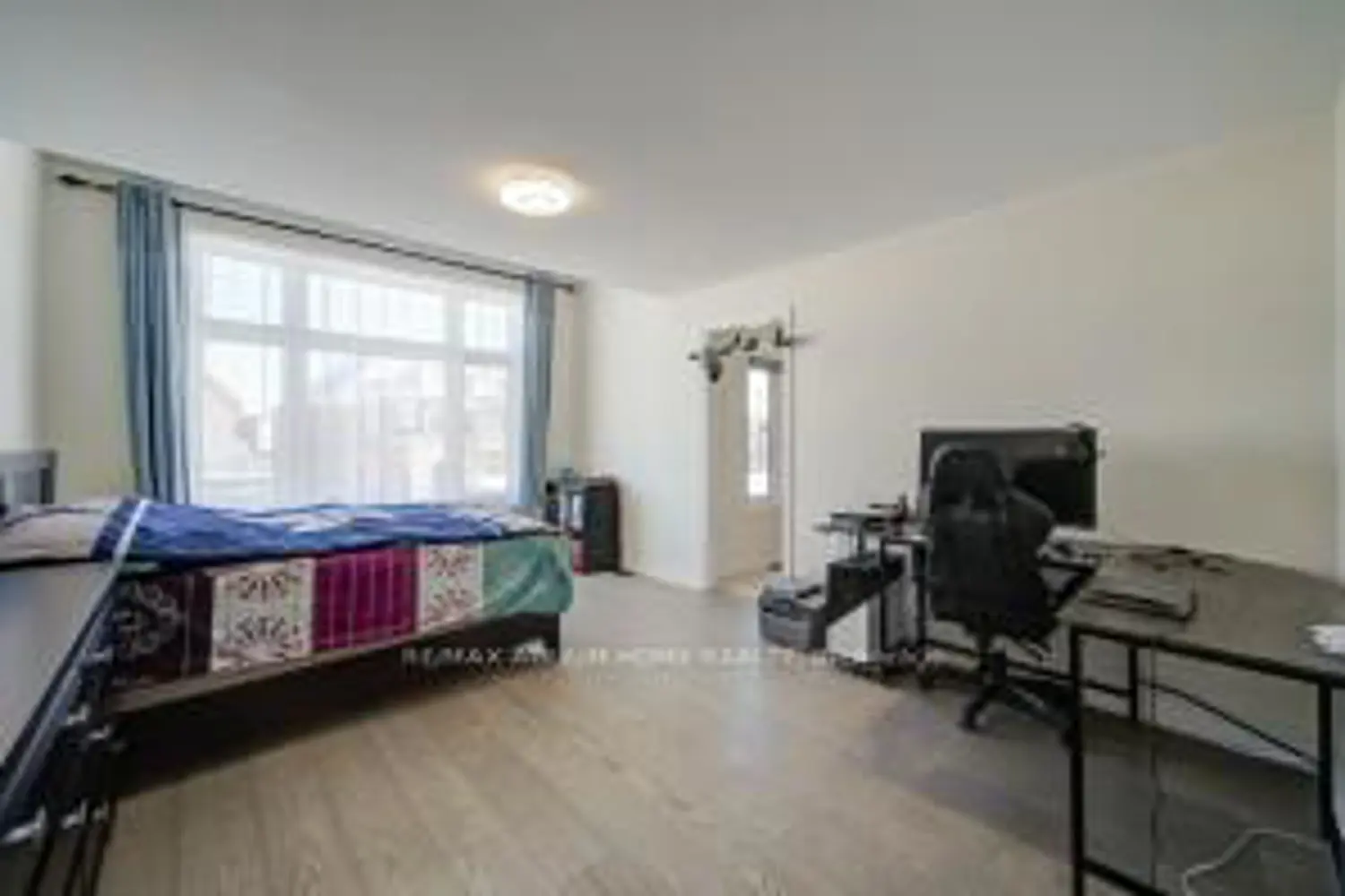 Additional image 16 of 4 Goldeneye Drive