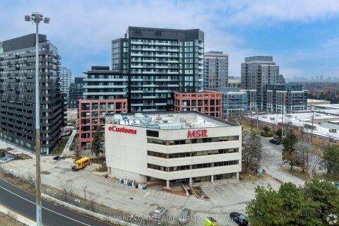 Additional image 5 of 302-2 Tippett Road, Toronto, ON, M3H 2V2
