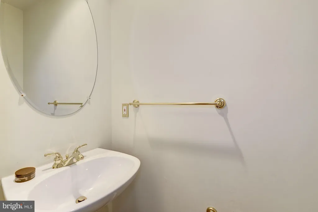 Additional image 9 of 4005 Mansion Drive NW, Washington, DC 20007