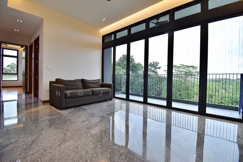 61 Chestnut Avenue photo 2