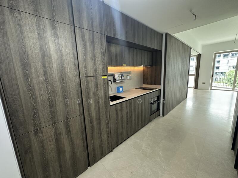 Additional image 2 of 12 Harbourfront Avenue