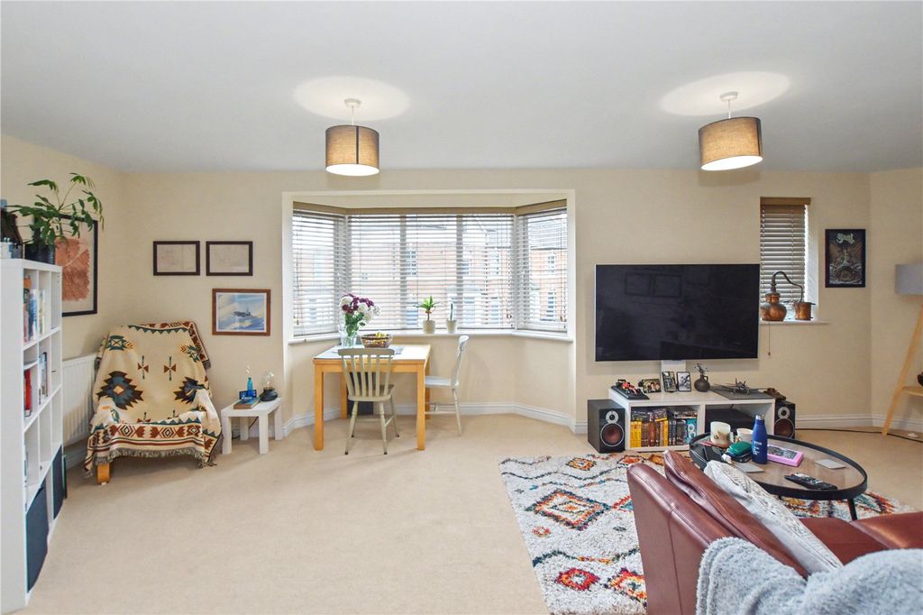 Additional image 6 of 2 bed flat for saleSt. Augustine Street, Taunton, Somerset TA1