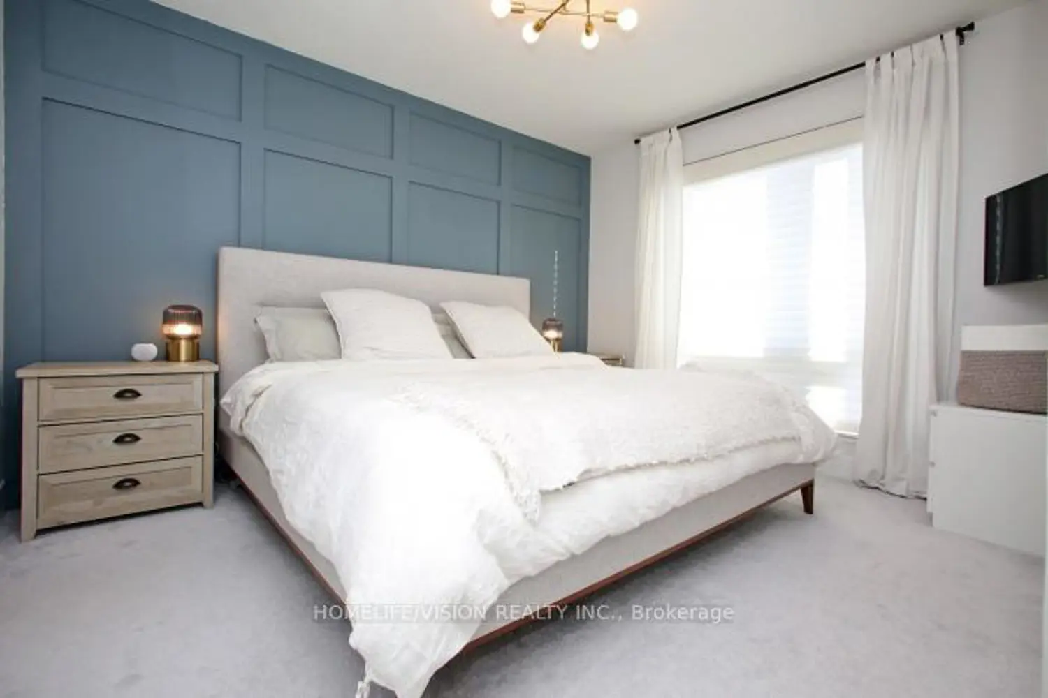 Additional image 9 of 1245 Bayly Street Th4