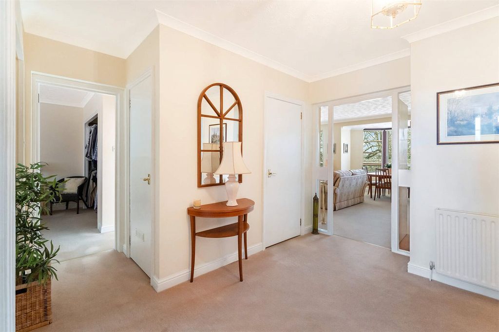 3 bed flat for saleSt. Germains, Bearsden, Glasgow, East Dunbartonshire G61 photo 5