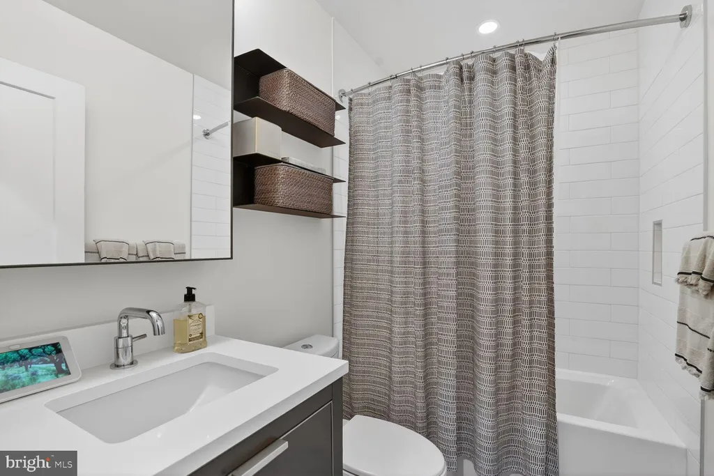 Additional image 29 of 1305 D Street SE, Washington, DC 20003