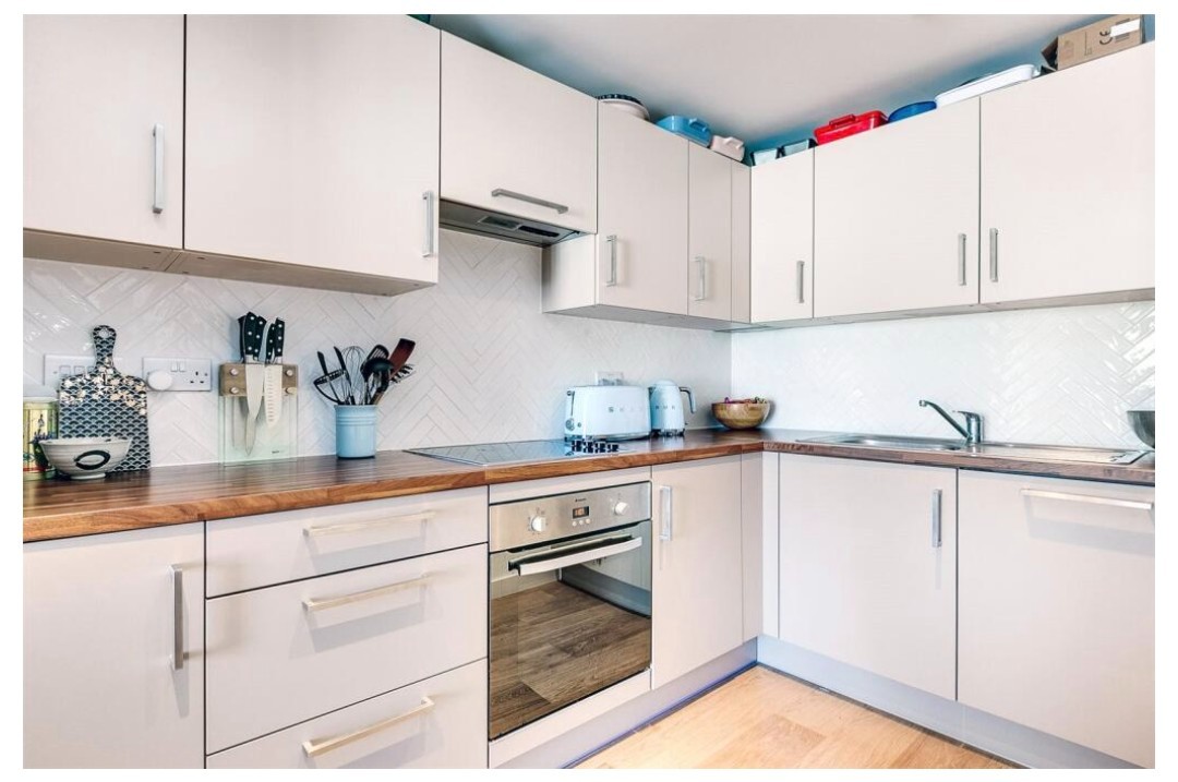 Additional image 4 of 1 Bed Flat, Riverlight Quay, SW11, N1 7GU