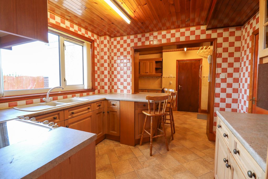 Additional image 10 of 3 bed link detached house for sale8 Windsor Place, Dumfries DG2