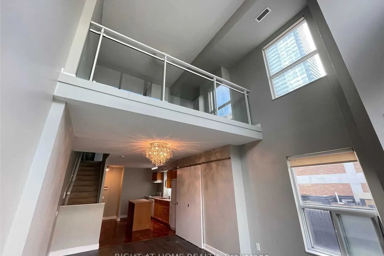 Additional image 2 of 77 Lombard Street 501