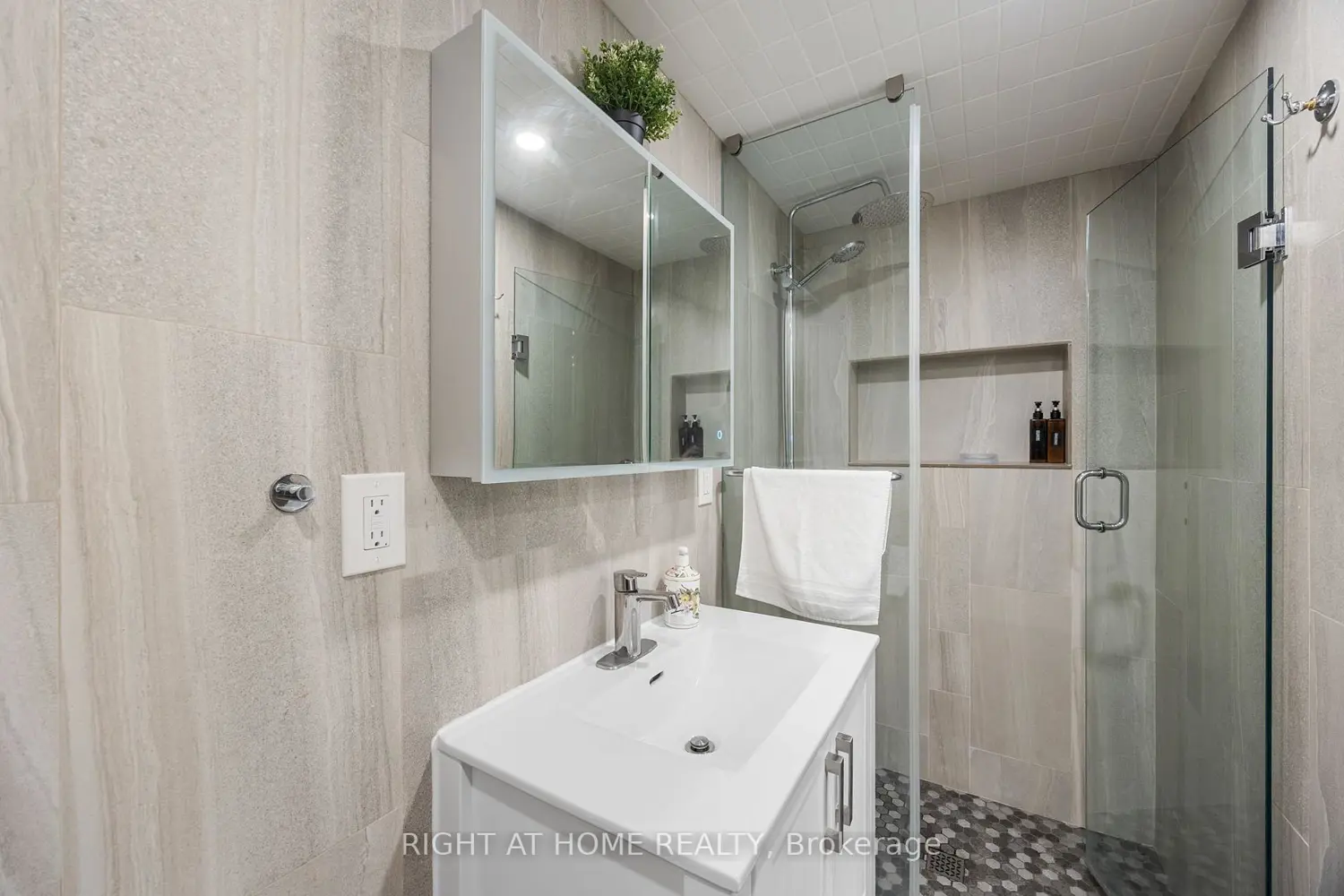 Additional image 15 of 107 Otter Crescent