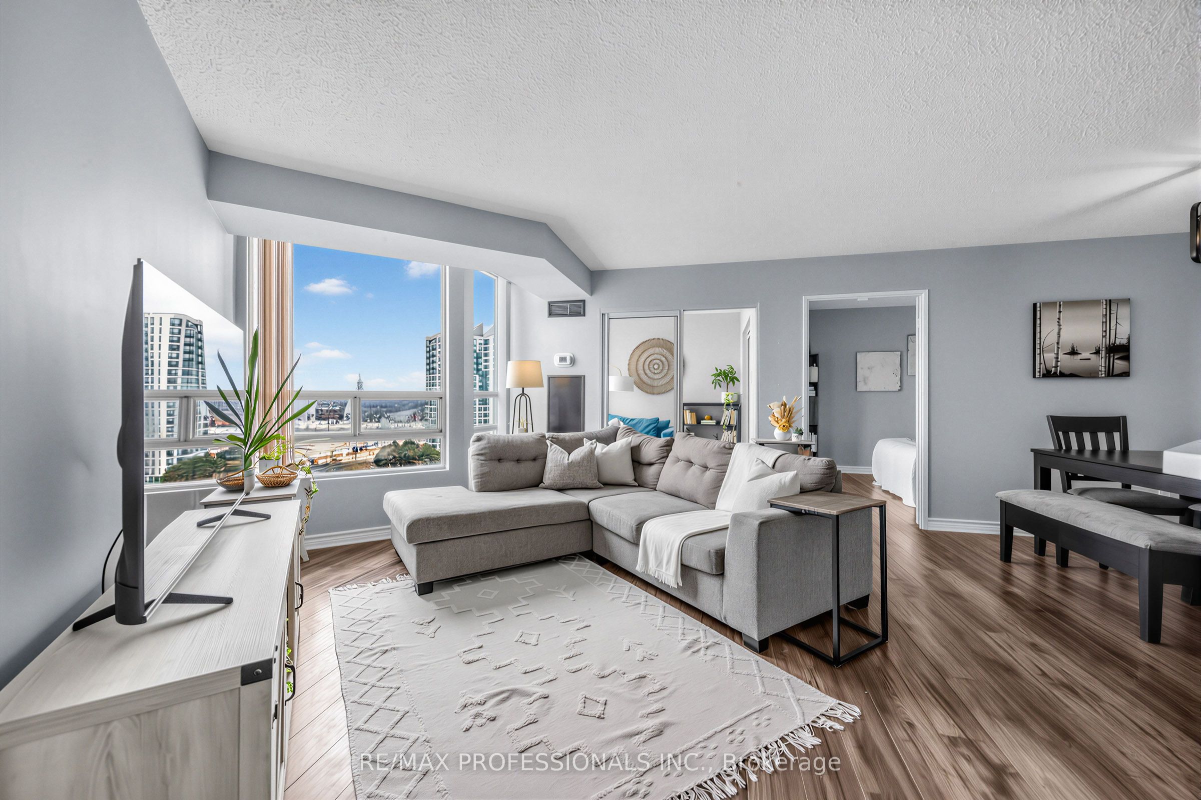 1410-50 Kingsbridge Garden Circle, Mississauga, ON, L5R 1Y2