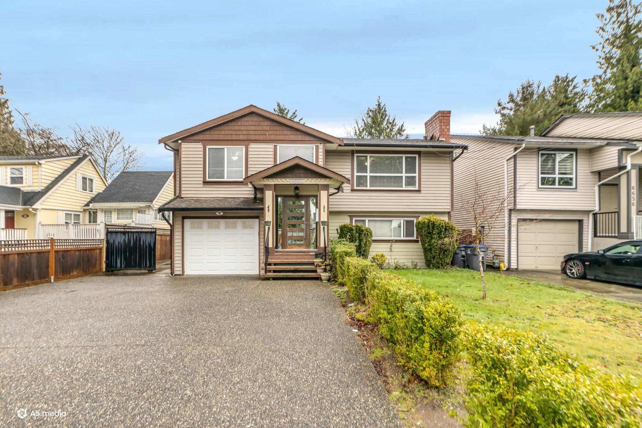 6662 130 Street, Surrey, BC, V3W 4J3