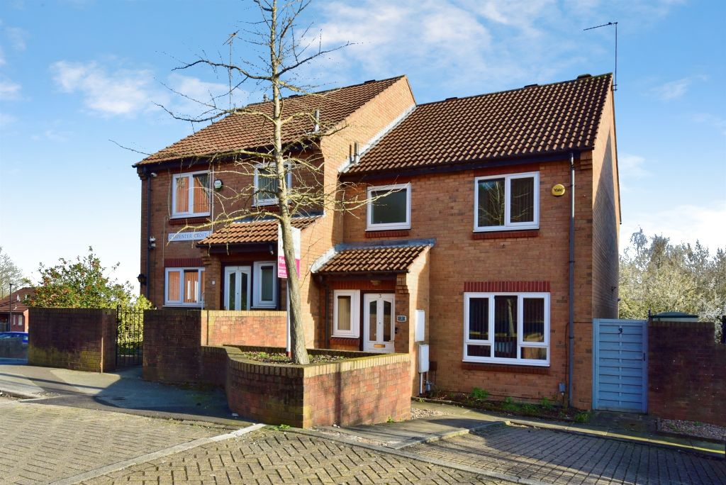 3 bed semi-detached house for saleCarpenter Croft, Sheffield S12