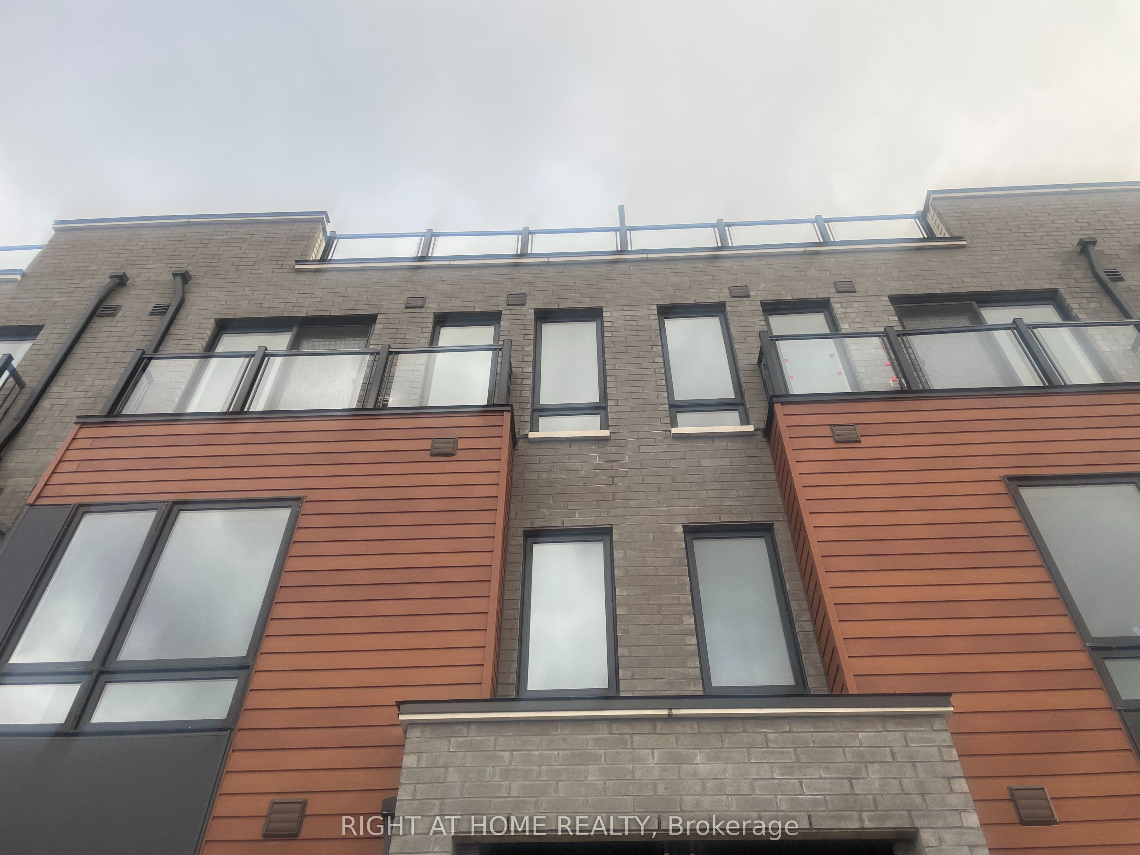 Additional image 3 of 19-245 Mclevin Avenue, Toronto, ON, M1B 0E8