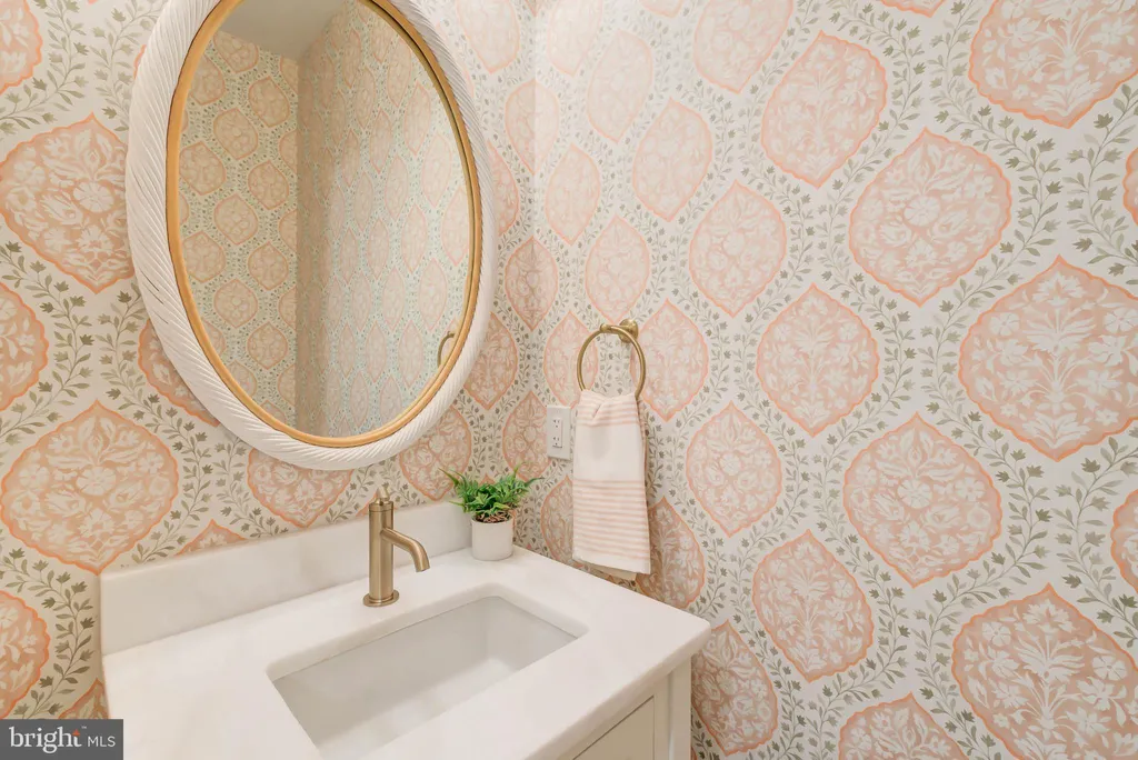 Additional image 8 of 153 North Carolina Avenue SE, Washington, DC 20003