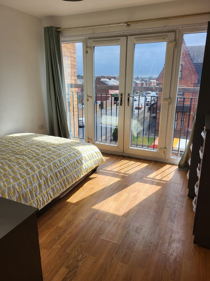 Room in a Shared Flat, Moss Lane East, M14, N1 7GU