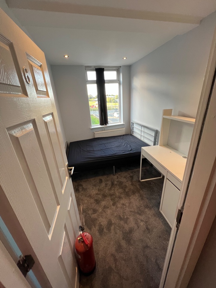 Additional image 10 of Room in a Shared House, Scarsdale Street, M6, N1 7GU