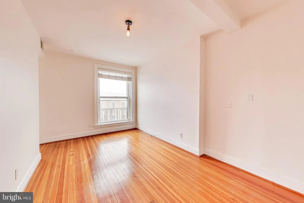 Additional image 3 of 3060 16th Street NW Unit 311, Washington, DC 20009