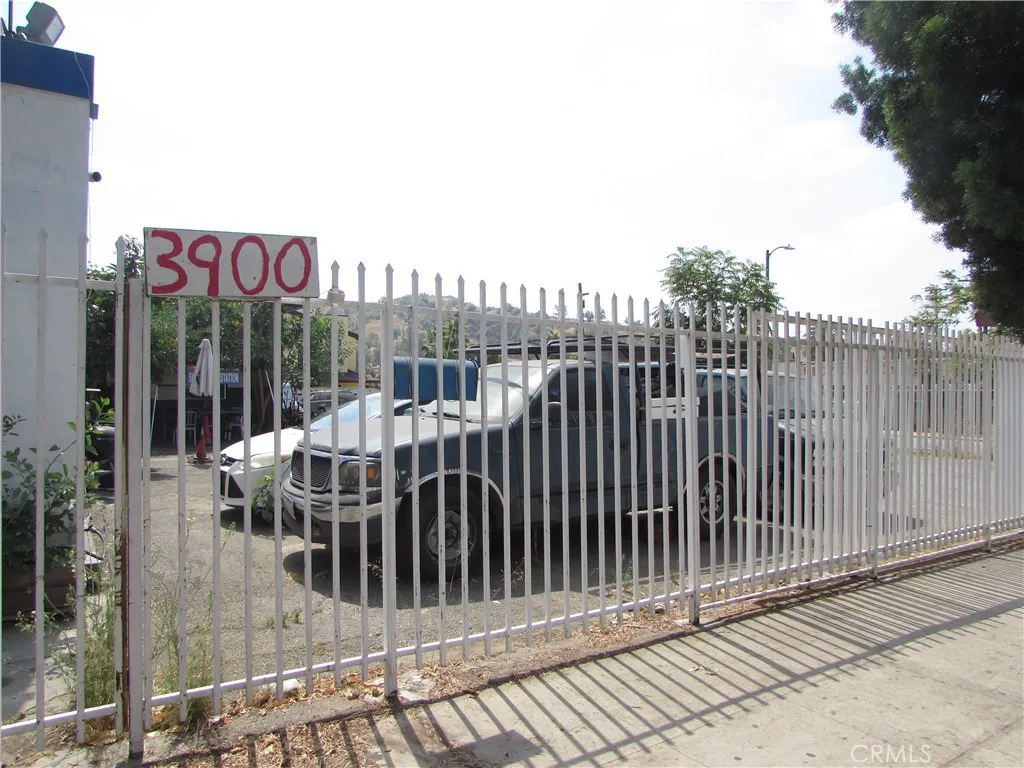 Additional image 19 of 3900 N Figueroa St, Los Angeles, CA 90065