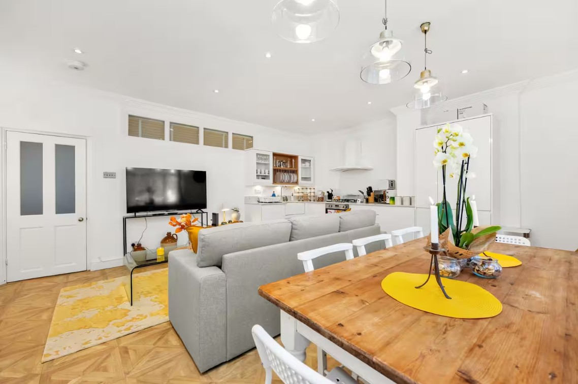 Additional image 5 of 3 Bed Flat, Challoner Mansions, W14, N1 7GU