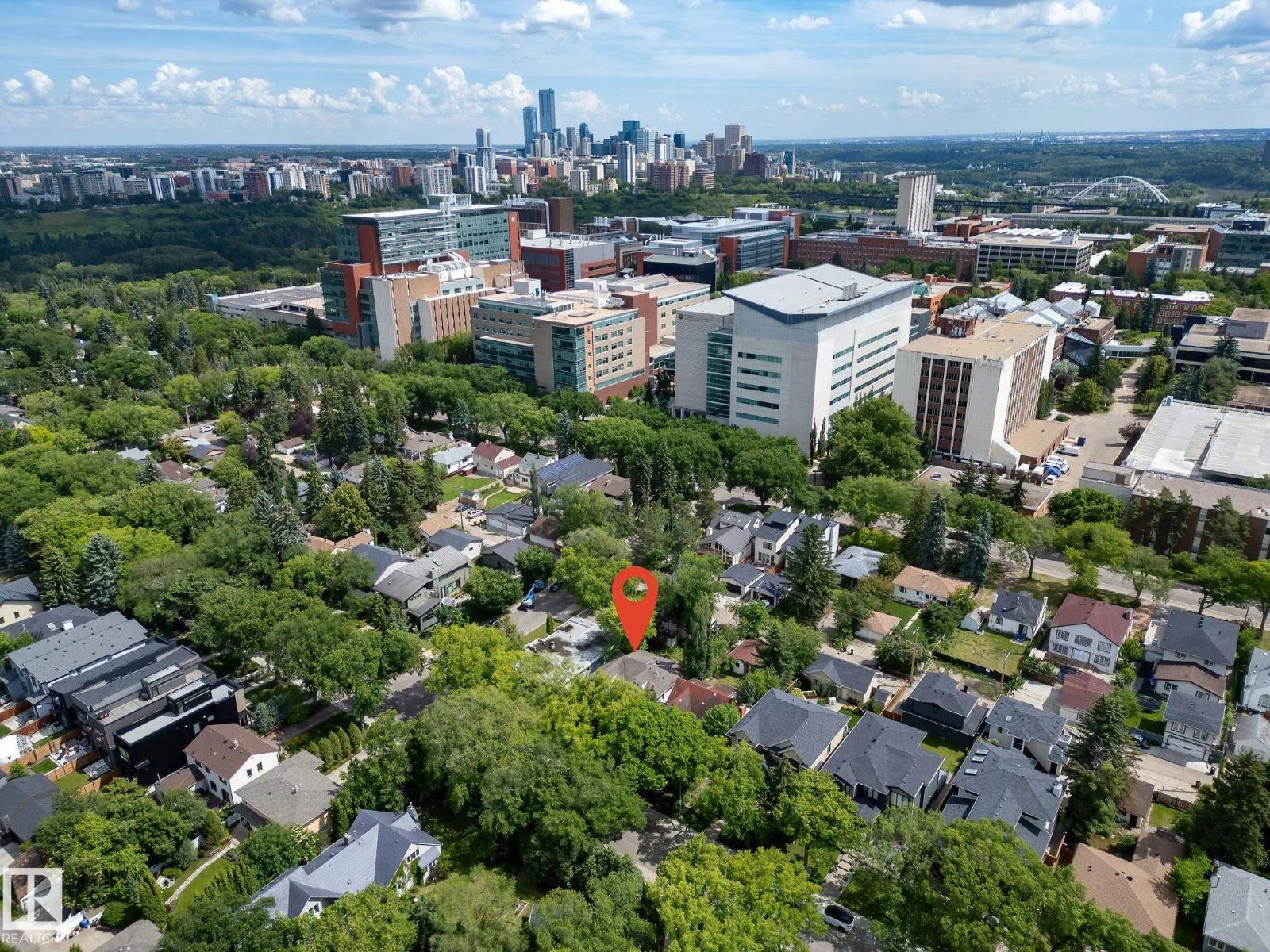 Additional image 2 of 8935 117 Street NW, Edmonton, AB, T6G1R8