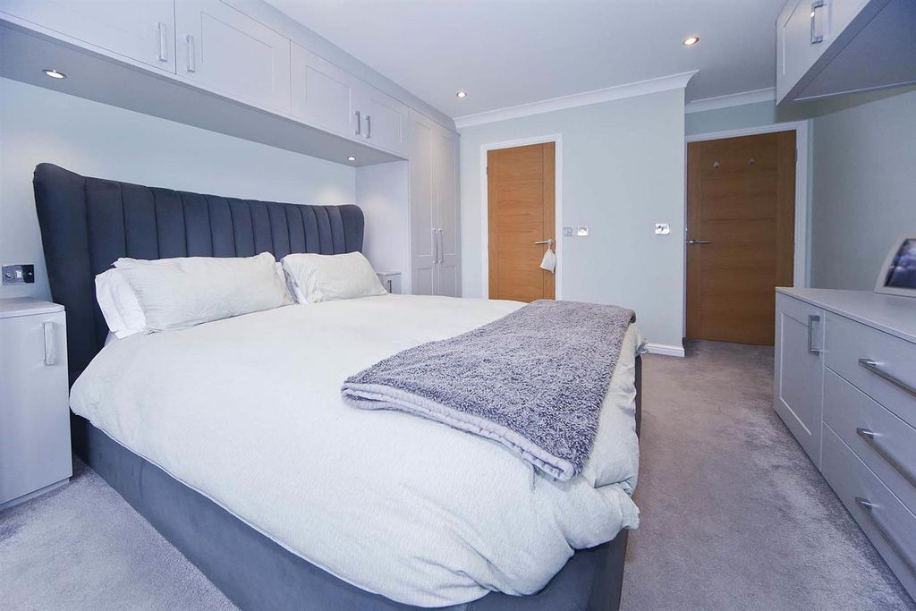 Additional image 17 of 6 bed detached house for saleKingfisher Close, Hartlepool TS26