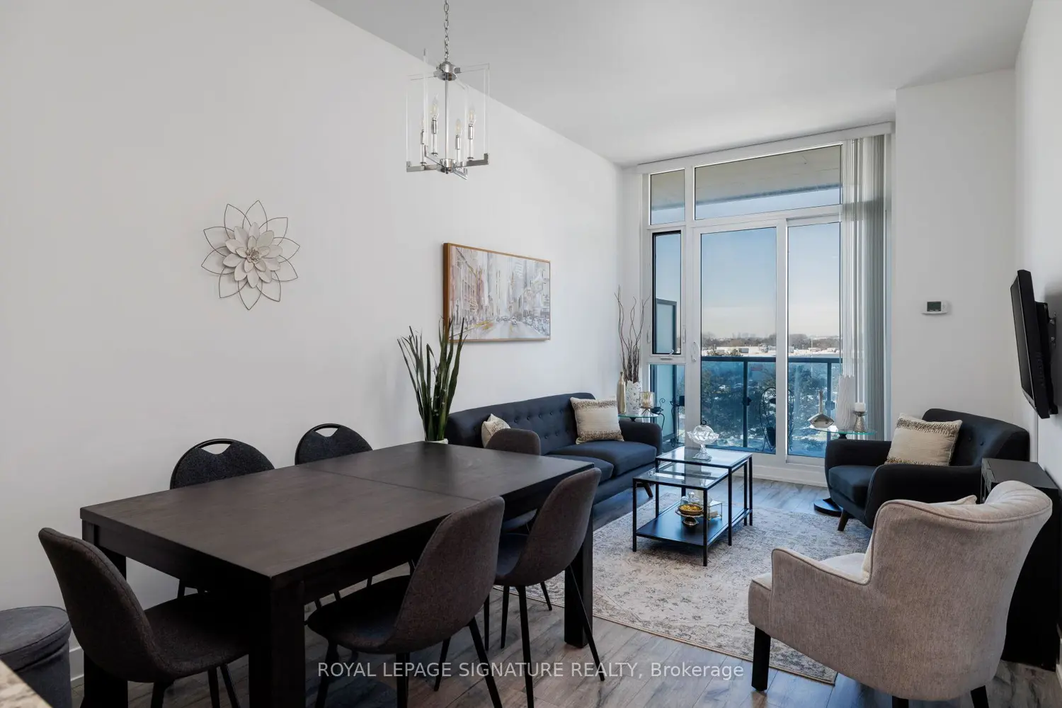 Additional image 5 of 9471 Yonge Street 332