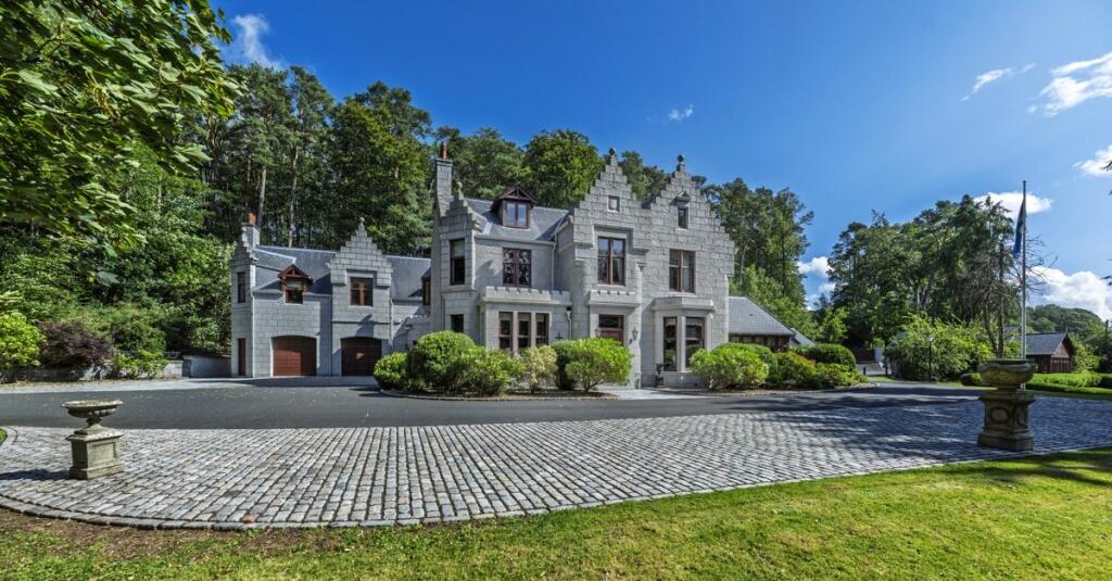 Legatesden House, Pitcaple, Inverurie, Aberdeenshire, AB51