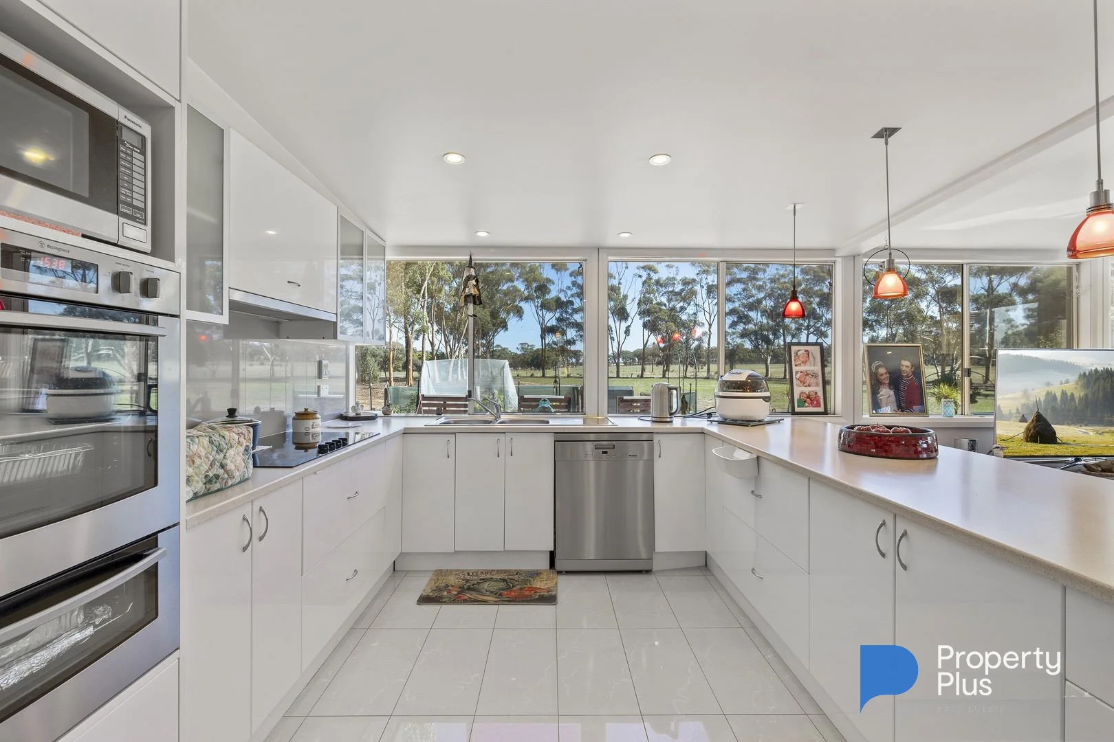 Additional image 4 of 30 Raglan Street, Newbridge VIC 3551