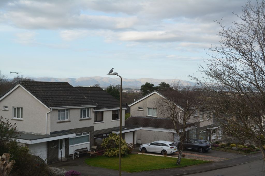 Additional image 5 of 2 bed flat for saleGairloch Crescent, Redding FK2