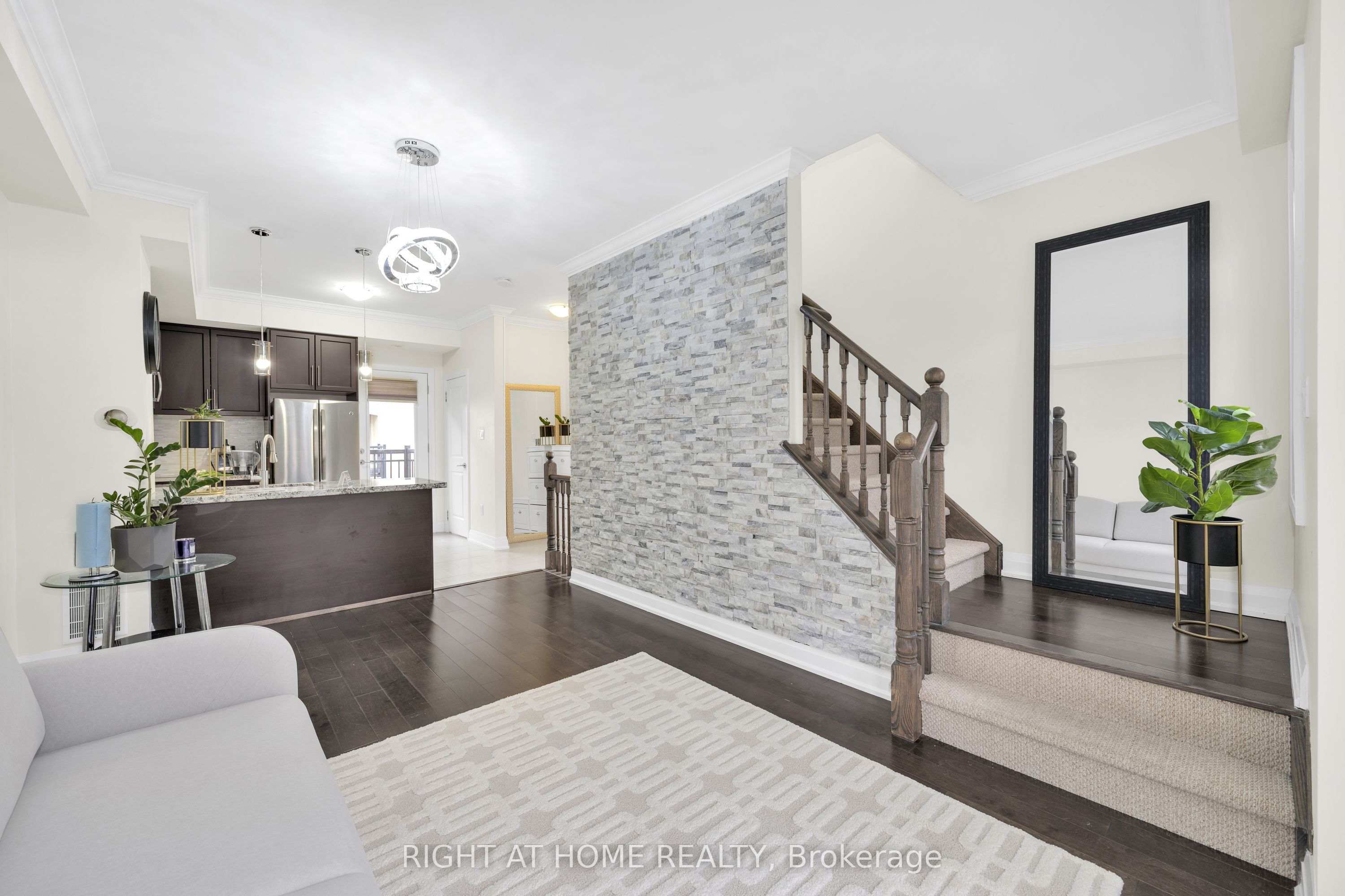 Additional image 5 of 18-3077 Cawthra Road, Mississauga, ON, L5A 2X4