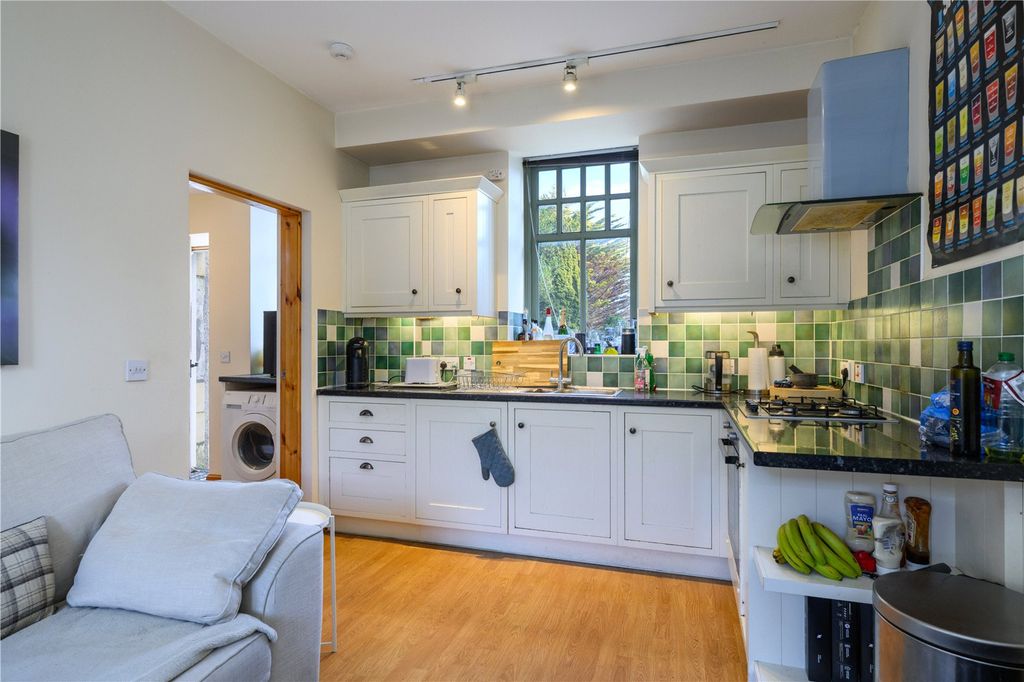 Additional image 4 of 2 bed flat for saleHepburn Gardens, St. Andrews, Fife KY16