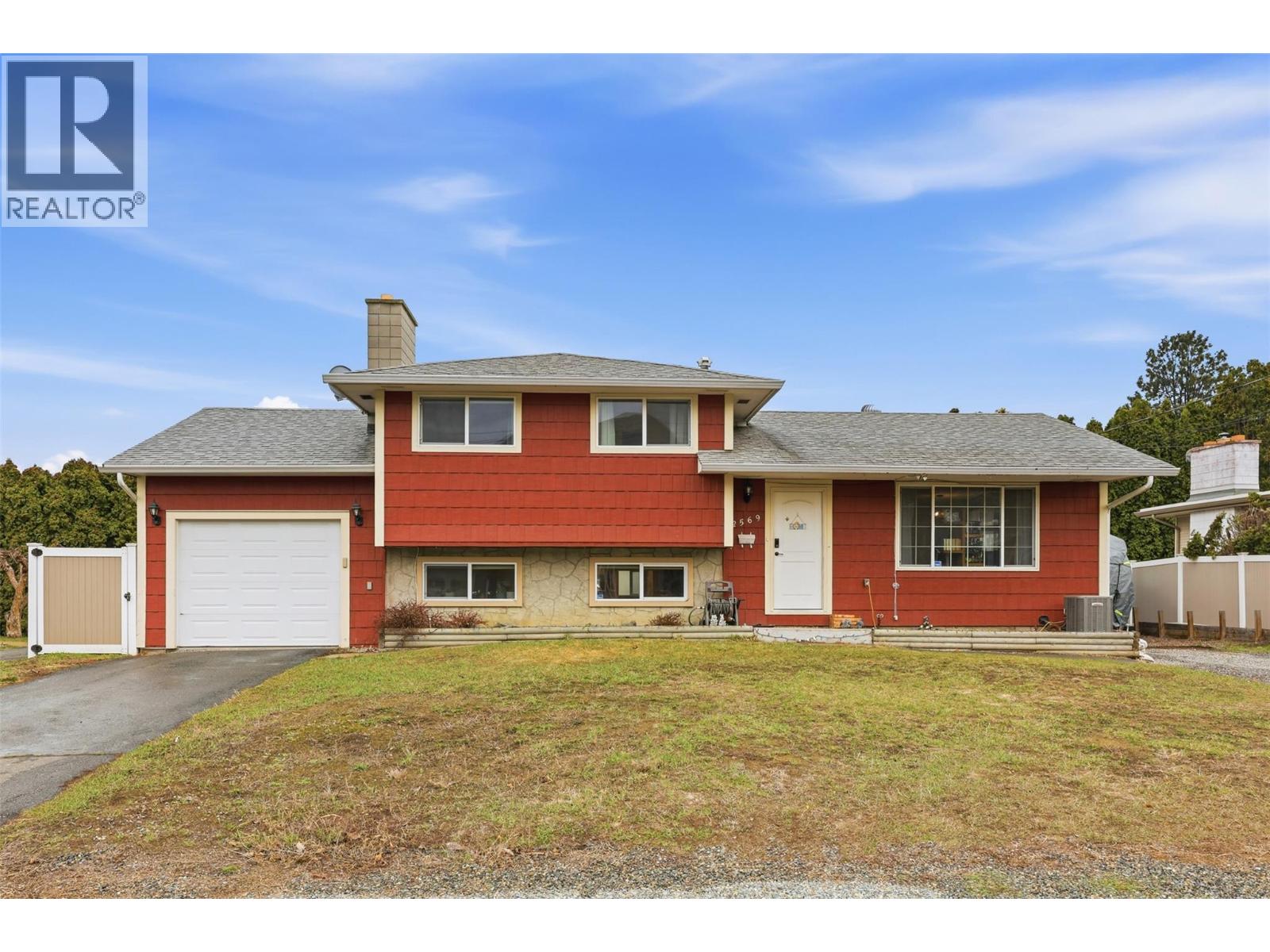 Primary image of 2569 Crestline Place, Kamloops, BC, V2B4V5