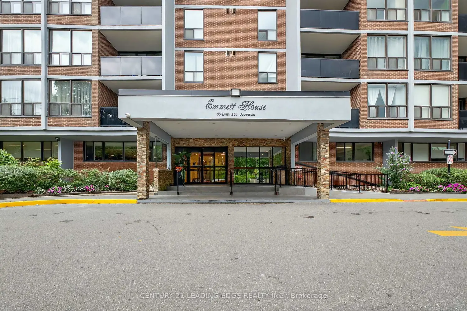 85 Emmett Avenue 1802