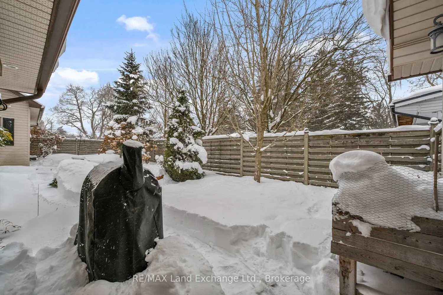 360 Boulton Street photo 5